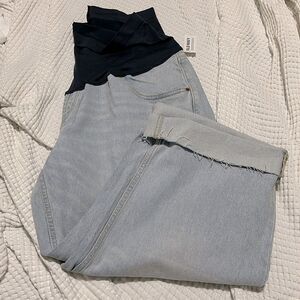 NWT- Old Navy Maternity - 16 short